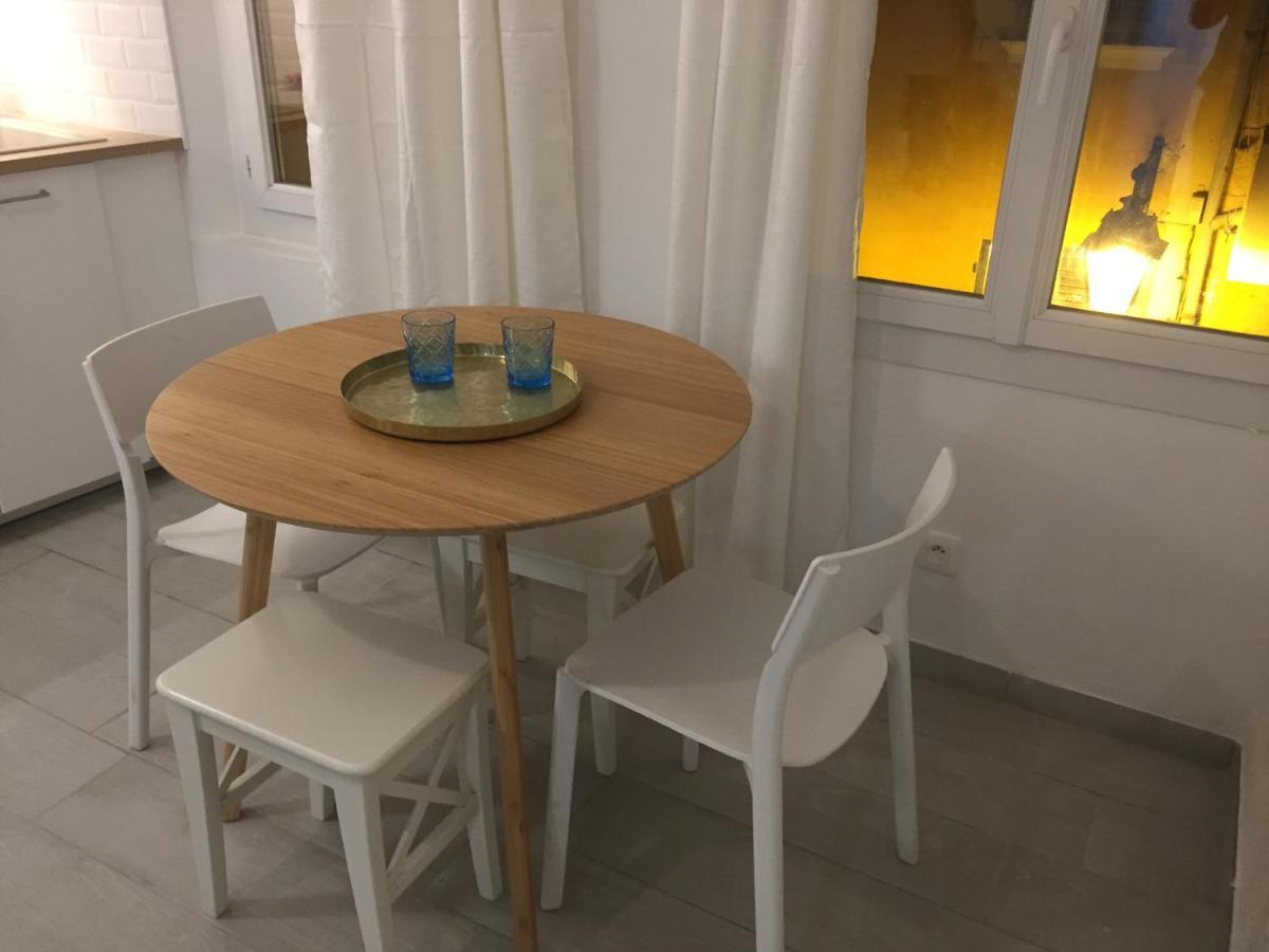 Superbe studio rue piétonne principale Sanary à côté du port Exterior foto